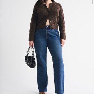 ⭐️NWT⭐️ Abercrombie and Fitch Classic High-Rise Straight Leg Women Jeans - Blue